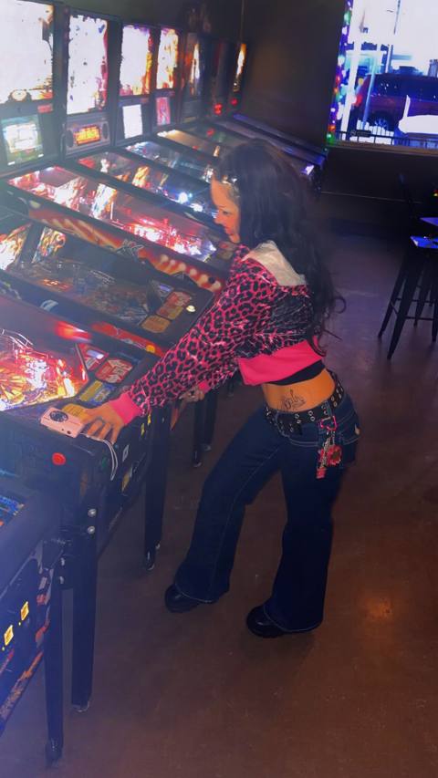 ARCADE — PINBALL