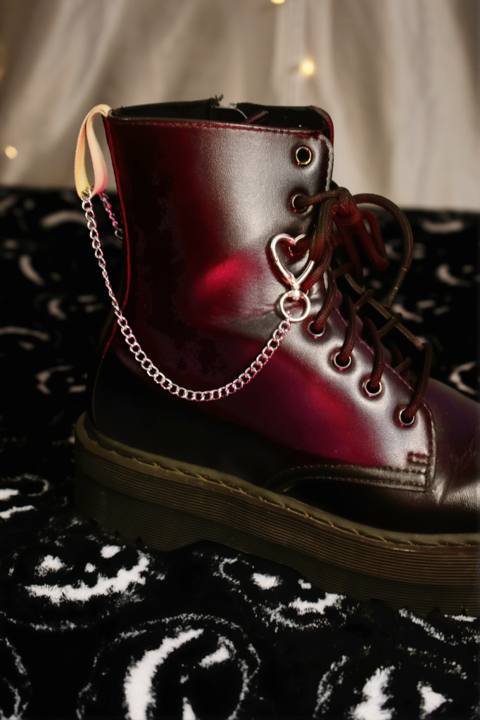 Heart Clasp Boot Chains